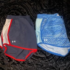 Nike under Armour Sports Shorts - M/L